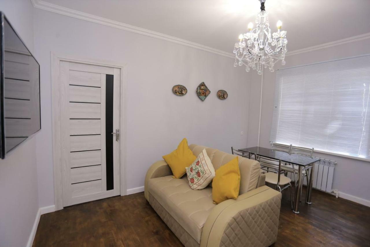 Luxury 2 Bedrooms Apartment Walking Distance From Gur-Emir Samarkand Eksteriør bilde