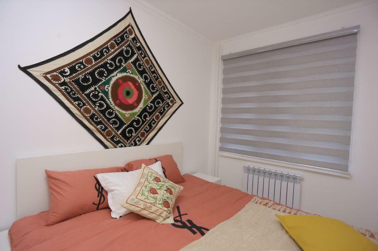 Luxury 2 Bedrooms Apartment Walking Distance From Gur-Emir Samarkand Eksteriør bilde