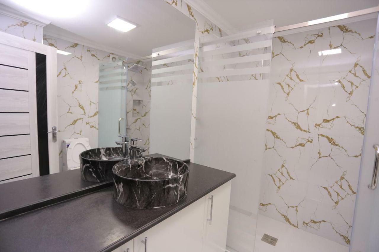 Luxury 2 Bedrooms Apartment Walking Distance From Gur-Emir Samarkand Eksteriør bilde