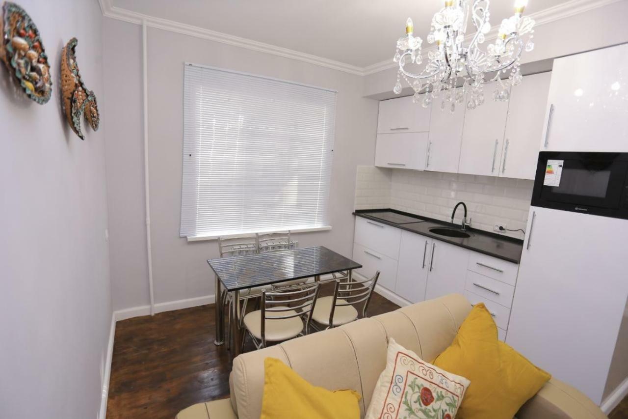 Luxury 2 Bedrooms Apartment Walking Distance From Gur-Emir Samarkand Eksteriør bilde